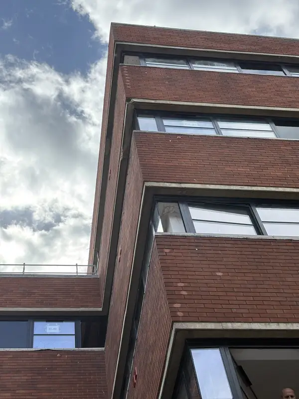 Giles Place, Ipswich: during installation, photo 6 of 8