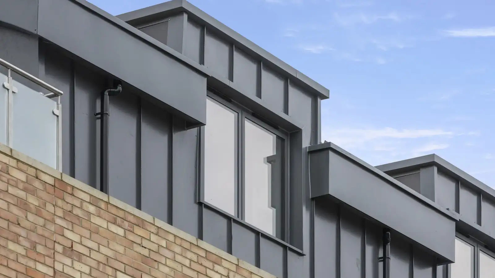 2 Greenleaf Road, Walthamstow: building fitted with new windows by Windows 2020